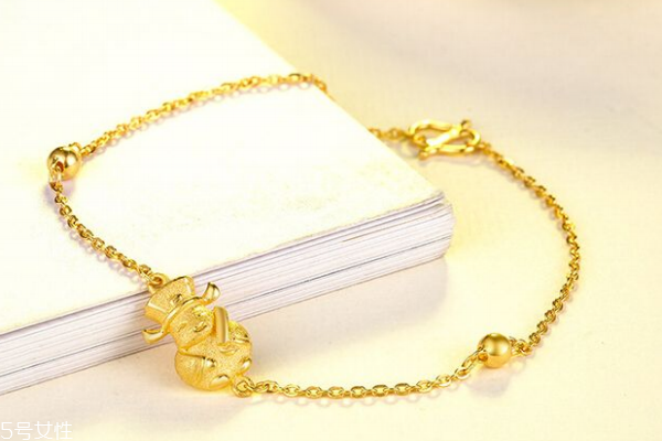 黃金手鐲好看還是手鏈好看 各有各的美 黃金手鐲好看還是手鏈好看 各有各的美