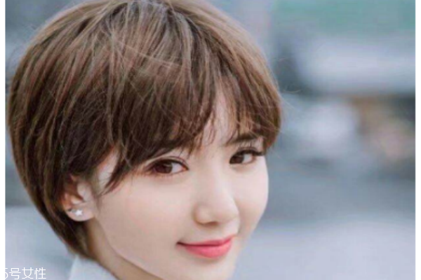 沙發(fā)發(fā)質(zhì)適合什么發(fā)型 沙發(fā)發(fā)質(zhì)這樣護(hù)理 沙發(fā)發(fā)質(zhì)適合什么發(fā)型 沙發(fā)發(fā)質(zhì)這樣護(hù)理