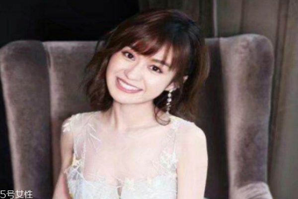 沙發(fā)發(fā)質(zhì)適合什么發(fā)型 沙發(fā)發(fā)質(zhì)這樣護(hù)理 沙發(fā)發(fā)質(zhì)適合什么發(fā)型 沙發(fā)發(fā)質(zhì)這樣護(hù)理