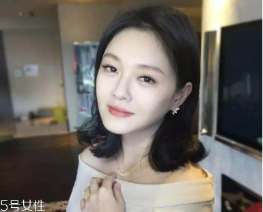 沙發(fā)發(fā)質(zhì)適合什么發(fā)型 沙發(fā)發(fā)質(zhì)這樣護(hù)理 沙發(fā)發(fā)質(zhì)適合什么發(fā)型 沙發(fā)發(fā)質(zhì)這樣護(hù)理