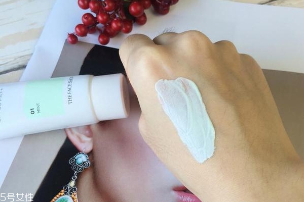 菲詩小鋪綠色隔離霜干嗎 干皮非常適用 菲詩小鋪綠色隔離霜干嗎 干皮非常適用