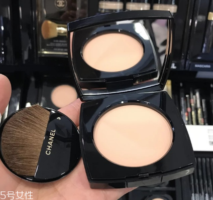 香奈兒bb蜜粉餅怎么樣 香奈兒蜜粉餅使用測評 香奈兒bb蜜粉餅怎么樣 香奈兒蜜粉餅使用測評