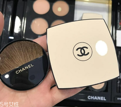 香奈兒bb蜜粉餅怎么樣 香奈兒蜜粉餅使用測評 香奈兒bb蜜粉餅怎么樣 香奈兒蜜粉餅使用測評