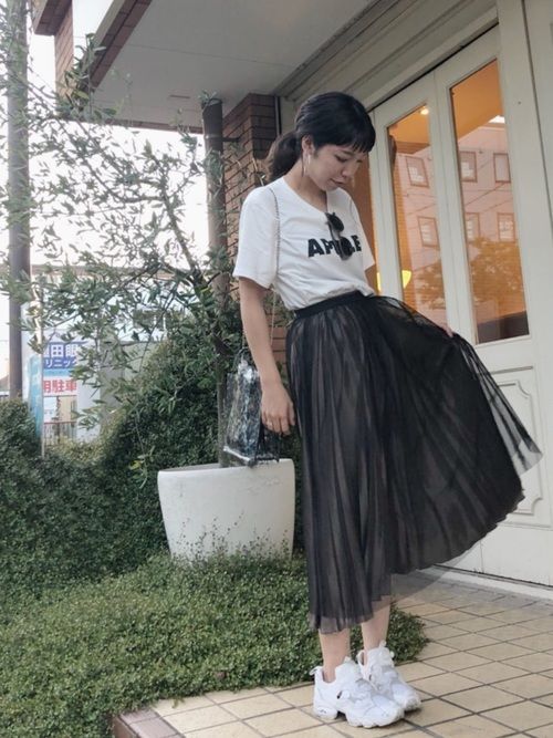 白色t恤怎么搭配 20款不重復(fù)白t恤穿搭 白色t恤怎么搭配 20款不重復(fù)白t恤穿搭