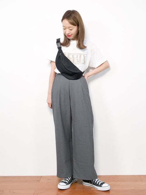 白色t恤怎么搭配 20款不重復(fù)白t恤穿搭 白色t恤怎么搭配 20款不重復(fù)白t恤穿搭