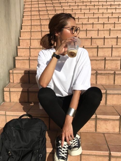 白色t恤怎么搭配 20款不重復(fù)白t恤穿搭 白色t恤怎么搭配 20款不重復(fù)白t恤穿搭