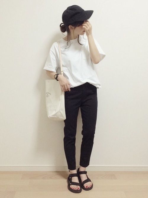 白色t恤怎么搭配 20款不重復(fù)白t恤穿搭 白色t恤怎么搭配 20款不重復(fù)白t恤穿搭