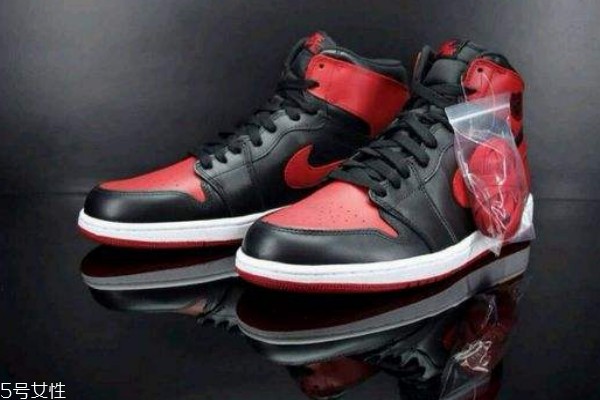 毒app怎么鑒定 真假球鞋一招區(qū)分 毒app怎么鑒定 真假球鞋一招區(qū)分