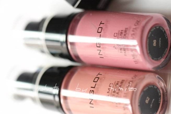 液體腮紅用在哪一步 散粉前用會(huì)更加持久 液體腮紅用在哪一步 散粉前用會(huì)更加持久