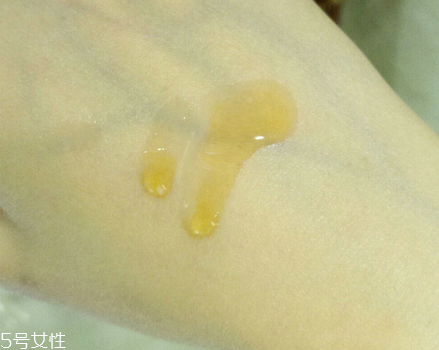 嬌韻詩第8代黃金雙瓶長(zhǎng)期用會(huì)泛黃嗎 長(zhǎng)期用更好 嬌韻詩第8代黃金雙瓶長(zhǎng)期用會(huì)泛黃嗎 長(zhǎng)期用更好