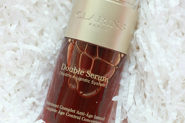 嬌韻詩第8代黃金雙瓶長(zhǎng)期用會(huì)泛黃嗎 長(zhǎng)期用更好 嬌韻詩第8代黃金雙瓶長(zhǎng)期用會(huì)泛黃嗎 長(zhǎng)期用更好