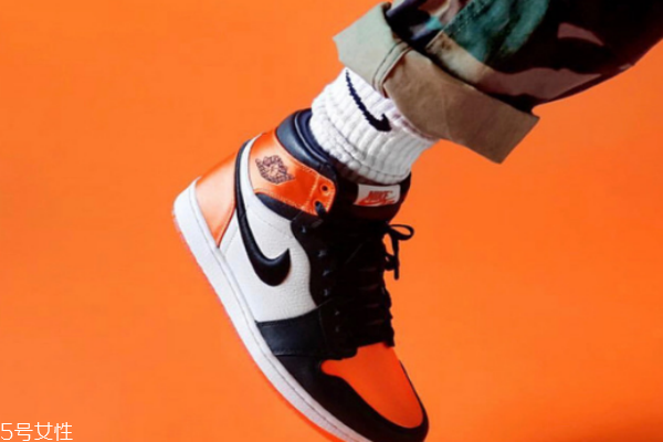 aj1絲綢扣碎有男款嗎 驚艷人心的設(shè)計(jì) aj1絲綢扣碎有男款嗎 驚艷人心的設(shè)計(jì)