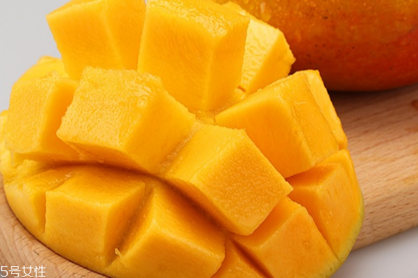 芒果沒(méi)熟怎么保存 這樣做可以催熟