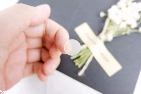 痘痘貼什么時(shí)候貼 剛擠完有傷口的時(shí)候 痘痘貼什么時(shí)候貼 剛擠完有傷口的時(shí)候