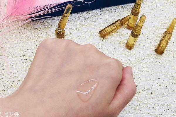 麗得姿安瓶使用方法 塑料瓶掰開(kāi)沒(méi)有碎渣 麗得姿安瓶使用方法 塑料瓶掰開(kāi)沒(méi)有碎渣