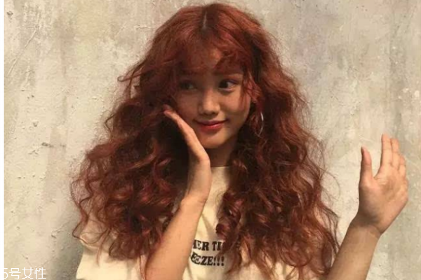 2018秋冬發(fā)型流行趨勢 2018秋冬流行發(fā)型圖片 2018秋冬發(fā)型流行趨勢 2018秋冬流行發(fā)型圖片