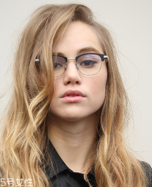 女生高度近視怎么化妝 眼睛不縮小6tips 女生高度近視怎么化妝 眼睛不縮小6tips