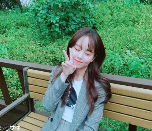 大餅臉適合什么劉海 完美修飾大臉