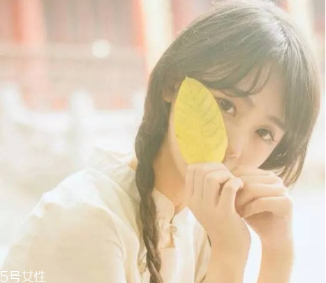 大餅臉適合什么劉海 完美修飾大臉