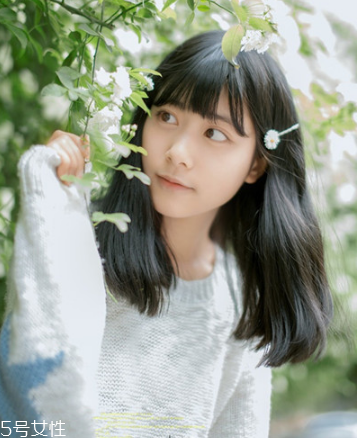 空氣劉海適合多大年齡 最新款空氣劉海發(fā)型圖片 空氣劉海適合多大年齡 最新款空氣劉海發(fā)型圖片