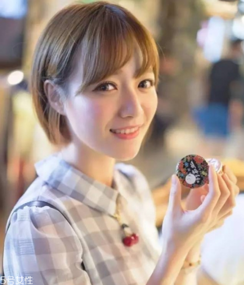 空氣劉海適合多大年齡 最新款空氣劉海發(fā)型圖片 空氣劉海適合多大年齡 最新款空氣劉海發(fā)型圖片