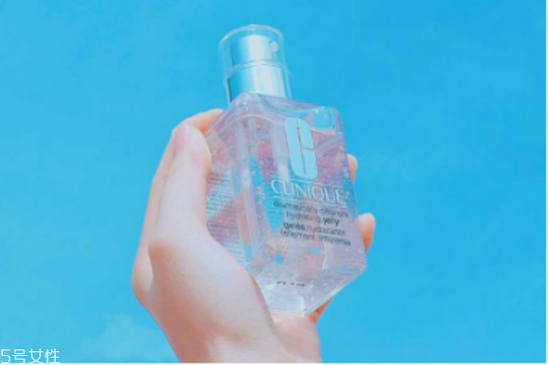 倩碧透明黃油在護(hù)膚的第幾步用 倩碧透明黃油使用順序 倩碧透明黃油在護(hù)膚的第幾步用 倩碧透明黃油使用順序