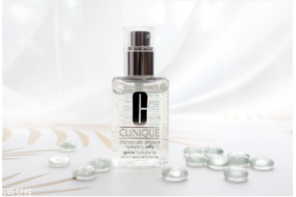 倩碧透明黃油在護(hù)膚的第幾步用 倩碧透明黃油使用順序 倩碧透明黃油在護(hù)膚的第幾步用 倩碧透明黃油使用順序