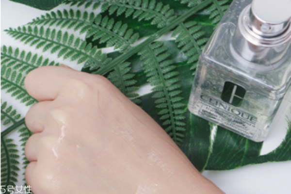 倩碧透明黃油是什么 倩碧透明黃油是有油還是無(wú)油