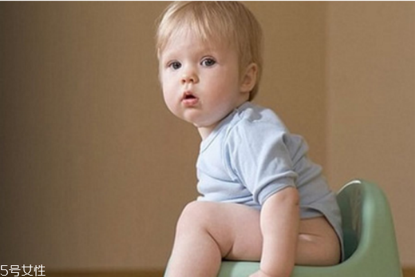 拉肚子飲食應(yīng)該注意什么 拉肚子飲食應(yīng)該注意什么