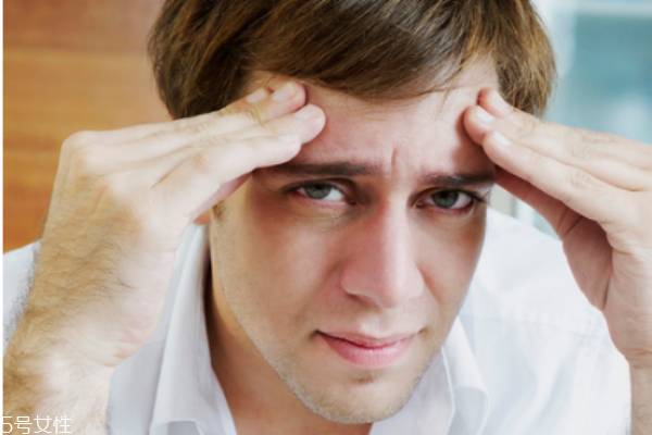 偏頭痛不能吃什么食物 偏頭痛不能吃什么食物