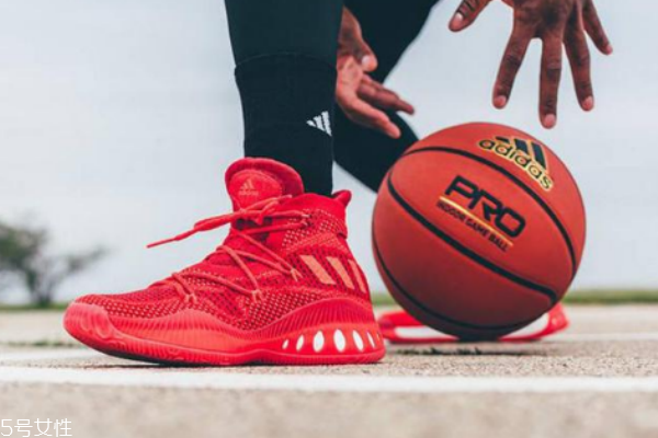 前鋒適合穿什么籃球鞋 這幾雙絕對沒錯(cuò) 前鋒適合穿什么籃球鞋 這幾雙絕對沒錯(cuò)