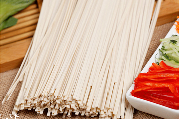 掛面怎么做好吃 蔥油掛面最好吃 掛面怎么做好吃 蔥油掛面最好吃