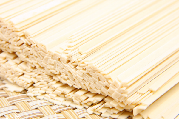 掛面怎么煮 其實(shí)很簡單 掛面怎么煮 其實(shí)很簡單