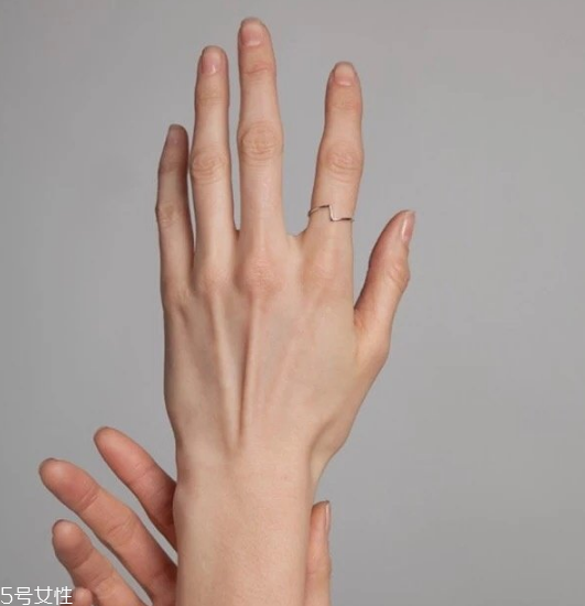 手指粗怎么變細(xì) 讓你遠(yuǎn)離大而粗的手 手指粗怎么變細(xì) 讓你遠(yuǎn)離大而粗的手