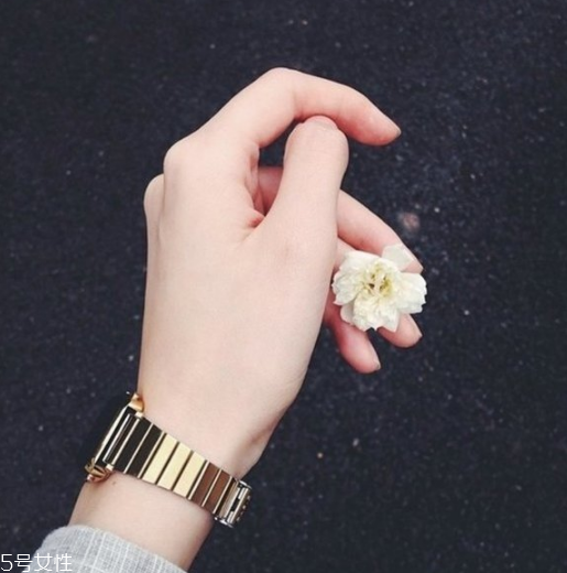 手指粗怎么變細(xì) 讓你遠(yuǎn)離大而粗的手 手指粗怎么變細(xì) 讓你遠(yuǎn)離大而粗的手