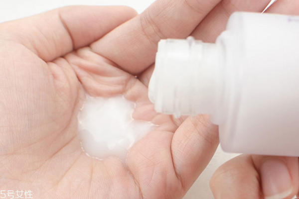 ahc薰衣草套裝價(jià)格 ahc薰衣草套盒好用嗎 ahc薰衣草套裝價(jià)格 ahc薰衣草套盒好用嗎