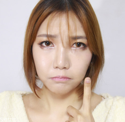 中午睡覺起來怎么補妝 快速補妝技巧