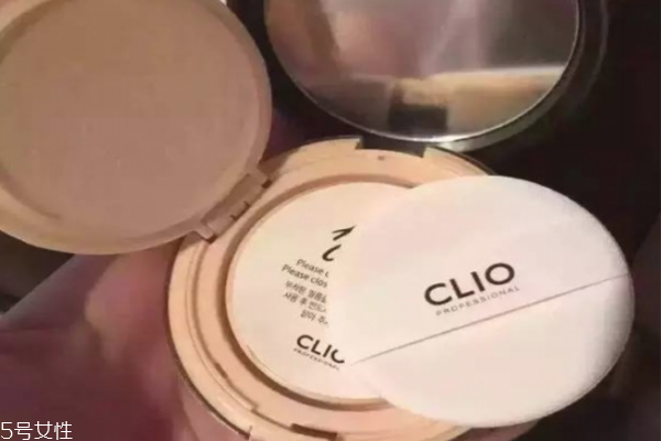 韓國氣墊哪個(gè)好用 當(dāng)下最火爆的9款氣墊粉底 韓國氣墊哪個(gè)好用 當(dāng)下最火爆的9款氣墊粉底