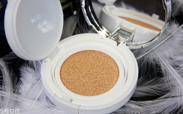 韓國氣墊哪個(gè)好用 當(dāng)下最火爆的9款氣墊粉底 韓國氣墊哪個(gè)好用 當(dāng)下最火爆的9款氣墊粉底