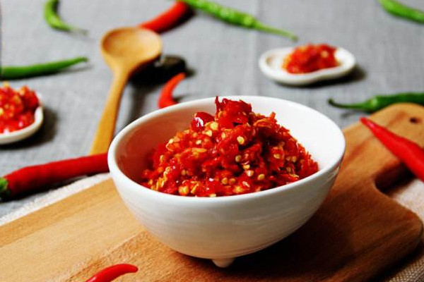 剁椒為什么要放白酒？自制剁椒這樣保存不易變質(zhì)