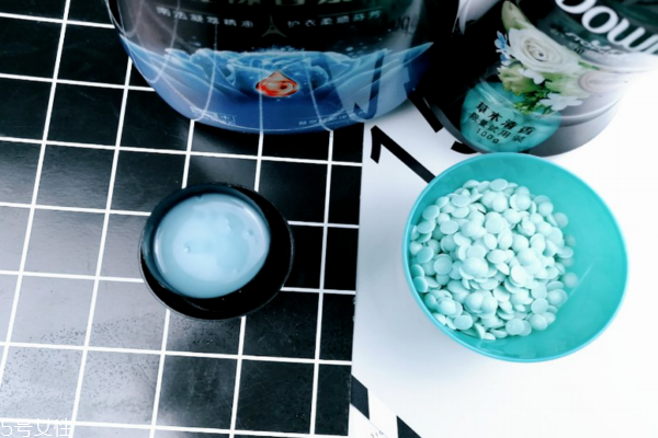 當(dāng)妮留香珠和金紡留香小黑瓶哪個(gè)留香久 對(duì)比評(píng)測(cè) 當(dāng)妮留香珠和金紡留香小黑瓶哪個(gè)留香久 對(duì)比評(píng)測(cè)