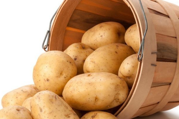 炒菜鹽放多了怎么辦？加這些食物可以避免菜過咸