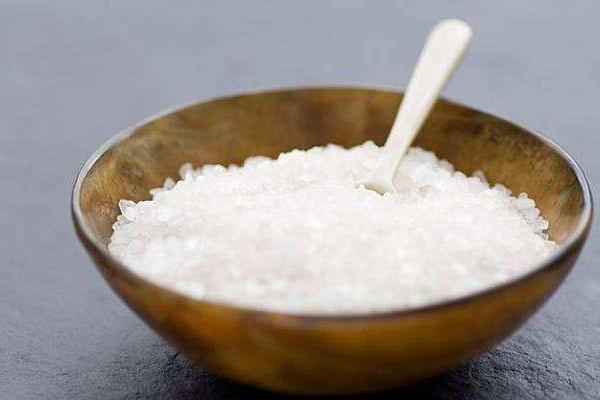 炒菜鹽放多了怎么辦？加這些食物可以避免菜過咸