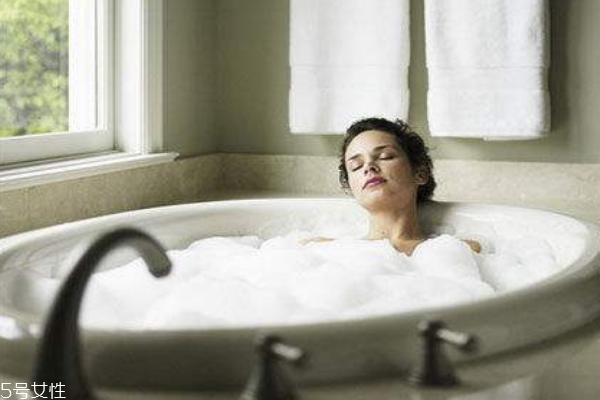 浴帽能護發(fā)嗎 浴帽怎么用能護發(fā) 浴帽能護發(fā)嗎 浴帽怎么用能護發(fā)