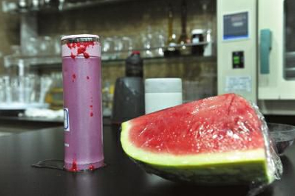 保溫杯裝果汁為什么會爆炸？不銹鋼保溫杯清洗方法