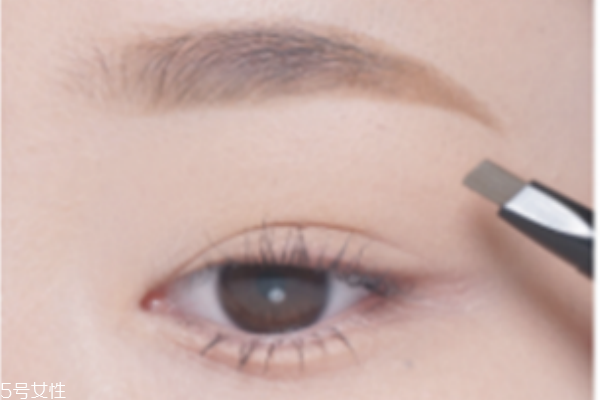 初學者用眉筆怎么畫 石原里美眉毛畫法 初學者用眉筆怎么畫 石原里美眉毛畫法