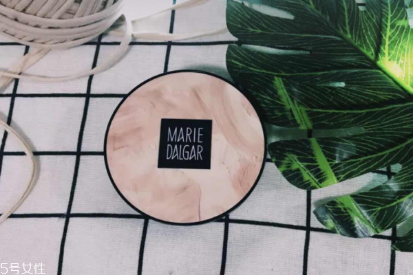 瑪麗黛佳氣墊孕婦能用嗎 有1種成分不利于寶寶 瑪麗黛佳氣墊孕婦能用嗎 有1種成分不利于寶寶