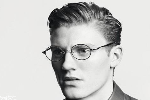 trussardi眼鏡怎么樣 意大利奢侈品牌 trussardi眼鏡怎么樣 意大利奢侈品牌