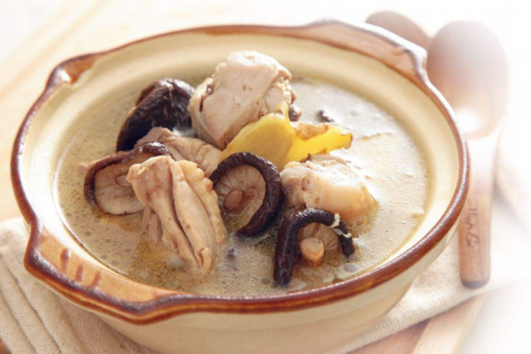 女性冬季喝的美容養(yǎng)生湯 女性冬季喝的美容養(yǎng)生湯