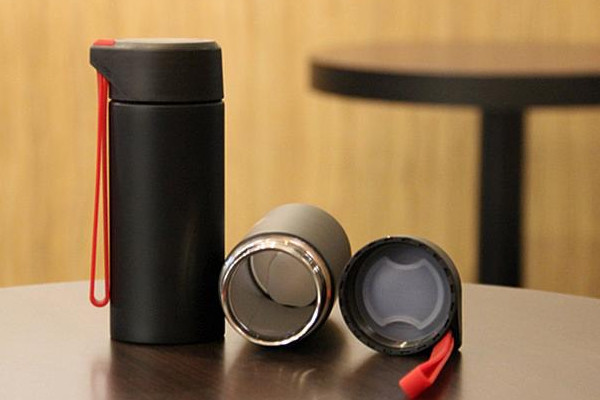 保溫杯不能裝什么？保溫杯加這些東西可消除異味